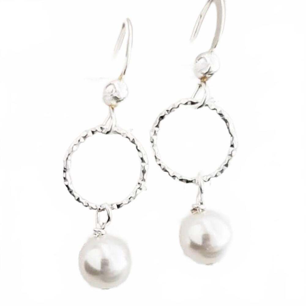 NEW SOSIE women's peach swarovski crystal pearl drop earrings in white